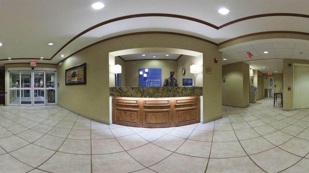 Holiday Inn Express Peoria North - Glendale By Ihg Exterior foto